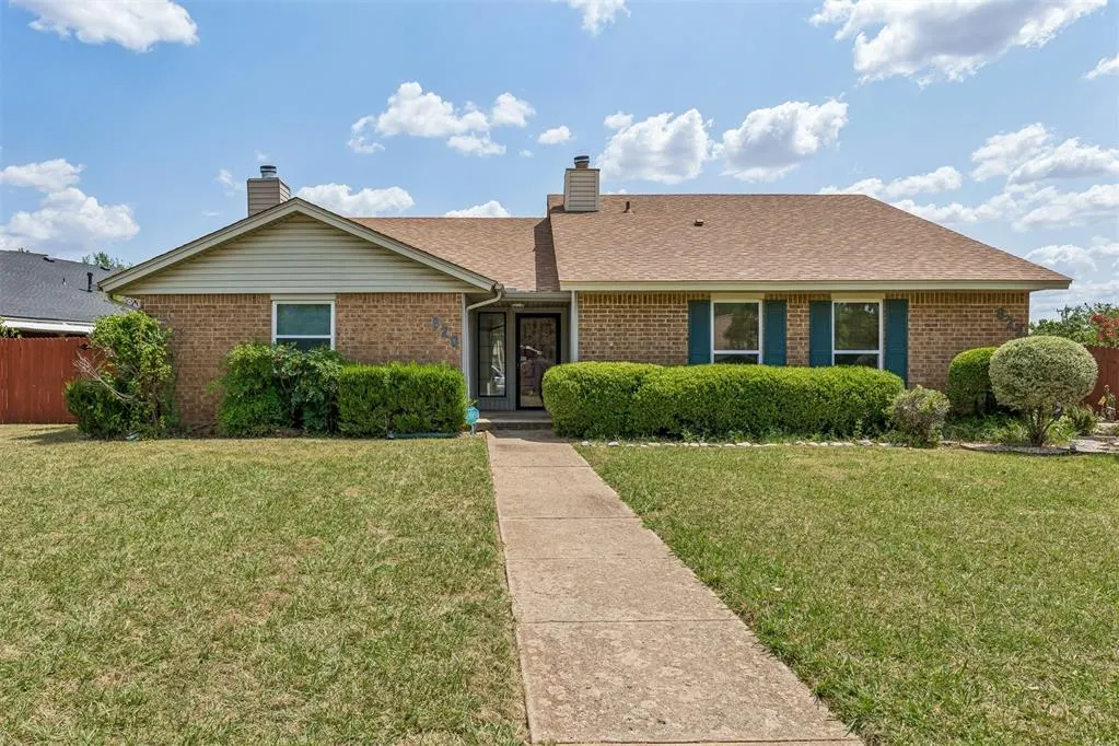 Front exterior — 820 NW 137th Street, Edmond, OK 73013