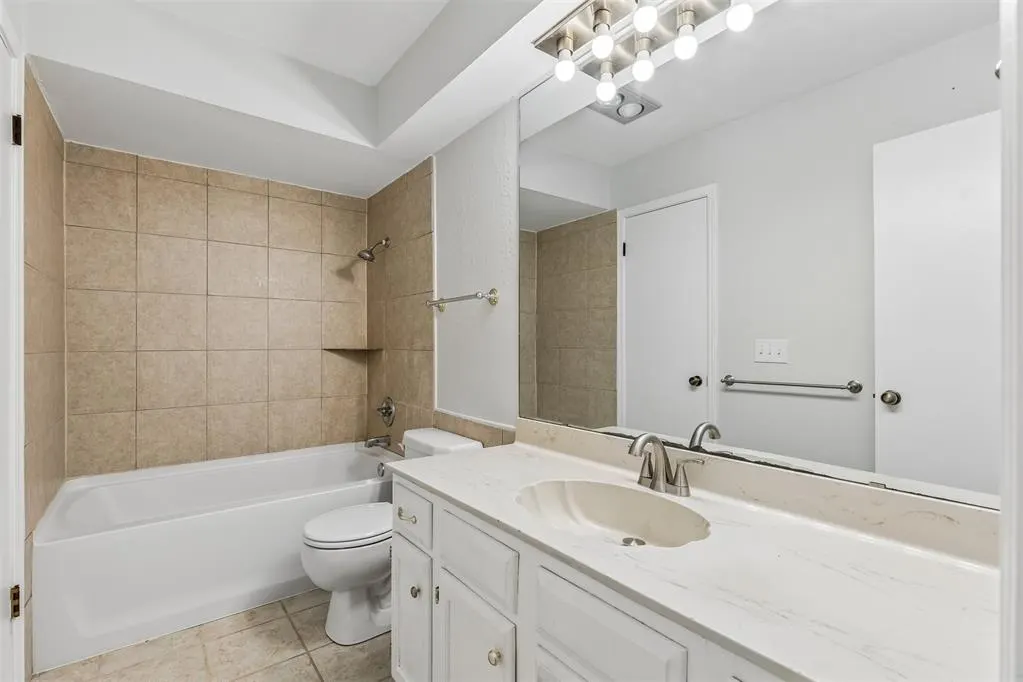 Photo 28 — 820 NW 137th Street, Edmond, OK 73013