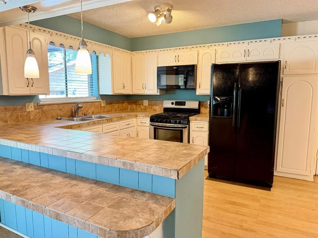 Photo 5 — 6612 Crow Circle, Oklahoma City, OK 73132