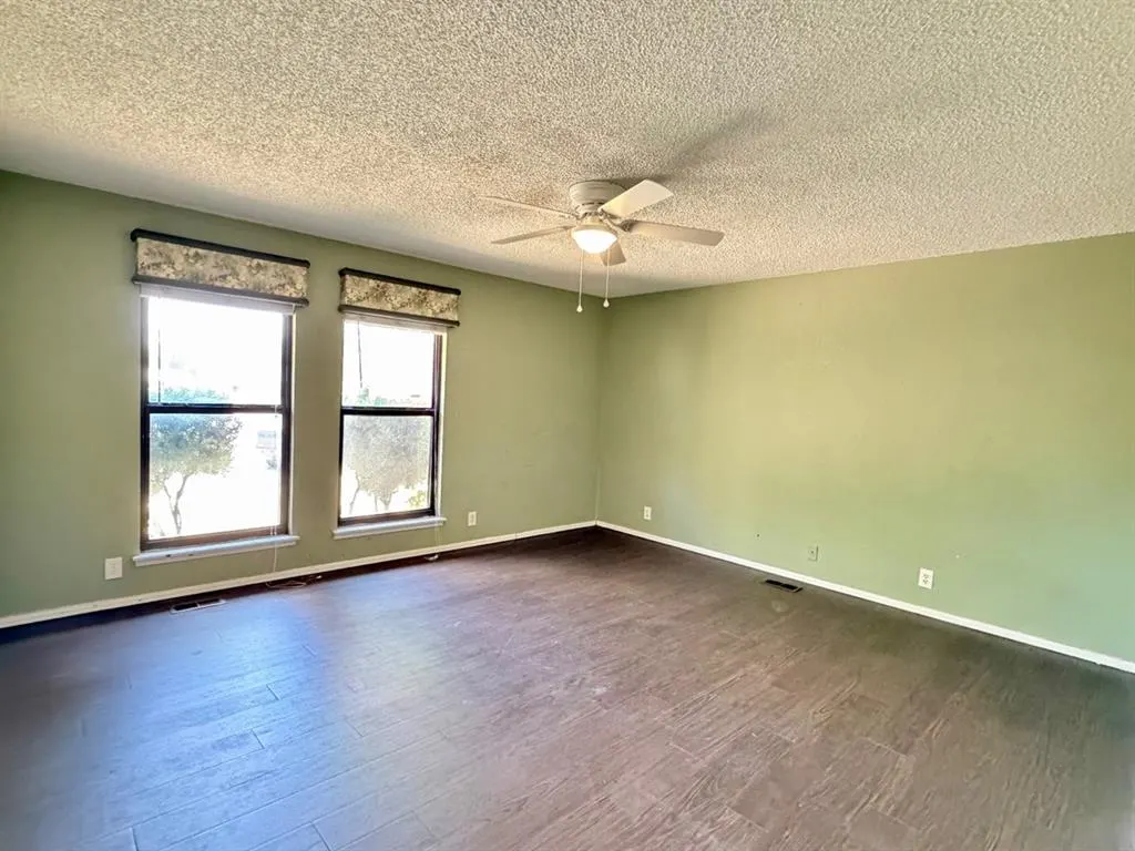 Photo 10 — 6612 Crow Circle, Oklahoma City, OK 73132
