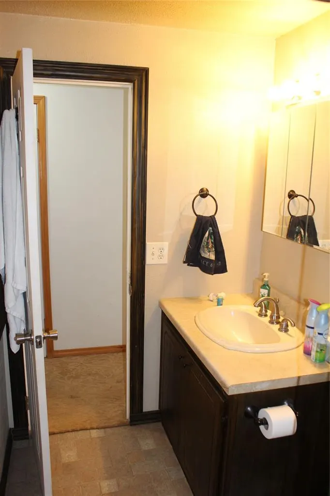 Photo 11 — 131 Wood Street, Fort Cobb, OK 73038