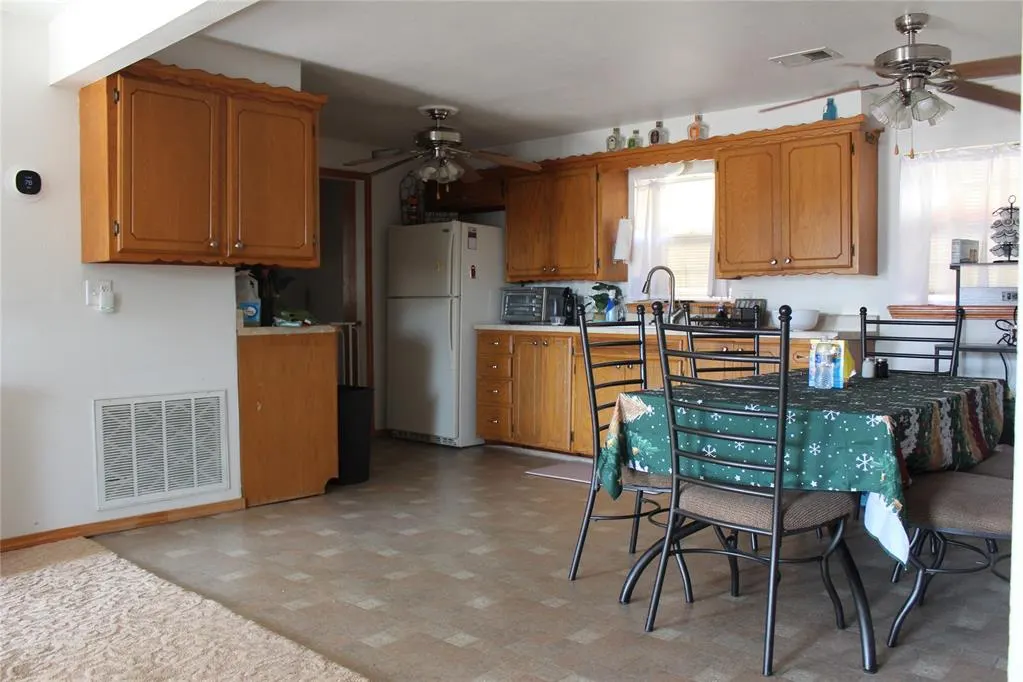 Photo 21 — 131 Wood Street, Fort Cobb, OK 73038
