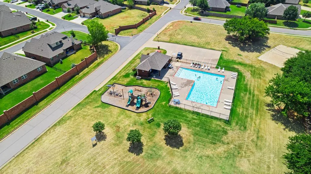 Photo 40 — 4924 Champlain Place, Edmond, OK 73025