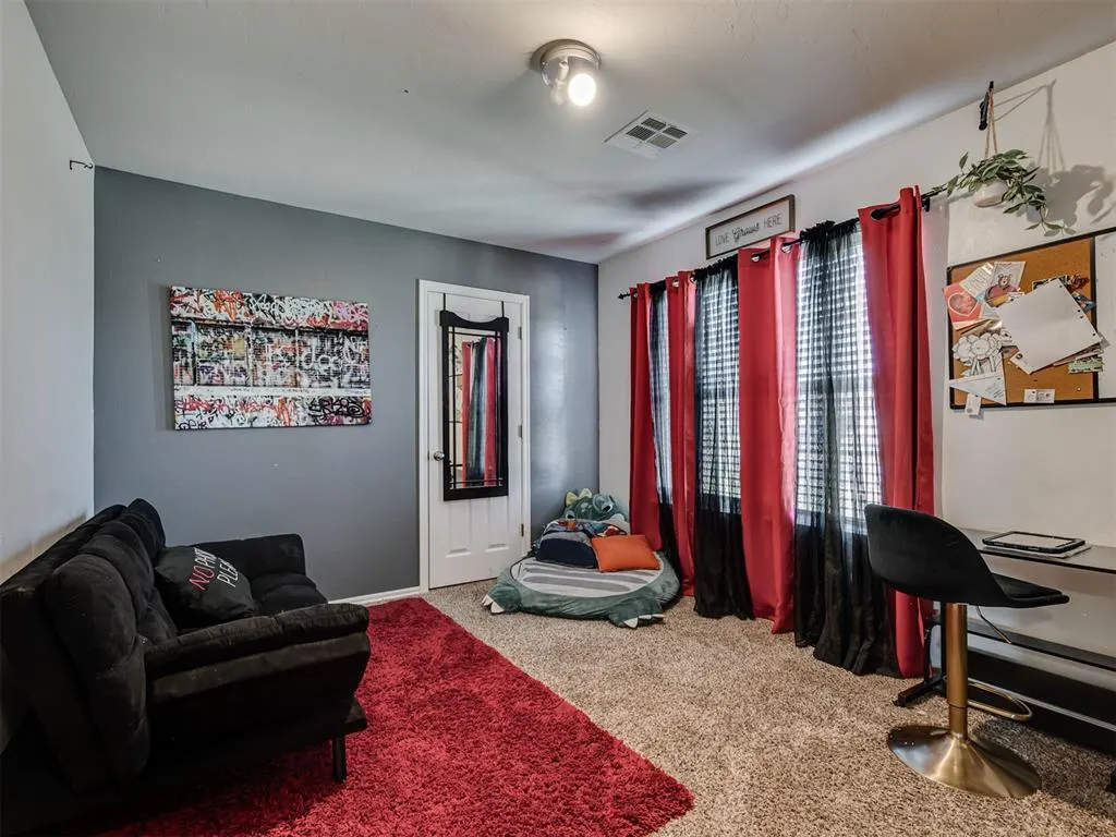 Photo 23 — 9604 Kindsey Avenue, Oklahoma City, OK 73160