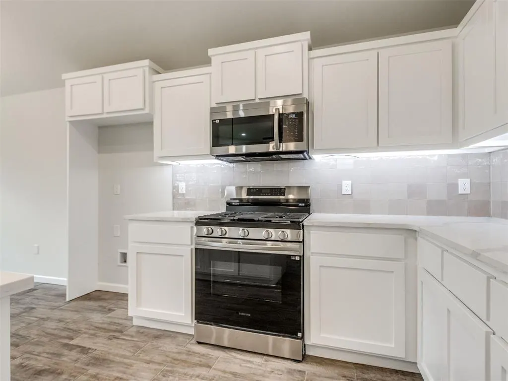 Photo 11 — 1808 Pin Cherry Lane, Moore, OK 73160