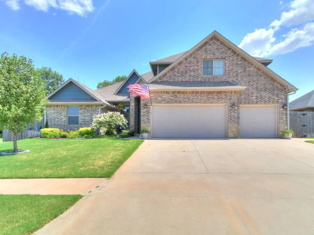 Front exterior — 3800 Wedgewood Creek Drive, Oklahoma City, OK 73179