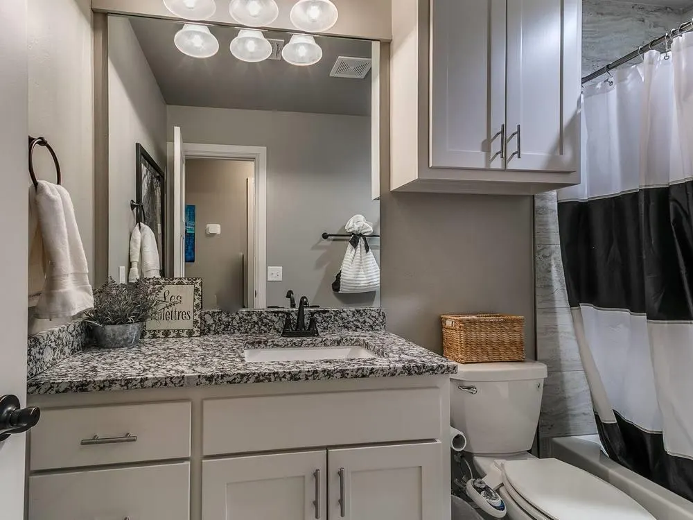Photo 12 — 3800 Wedgewood Creek Drive, Oklahoma City, OK 73179