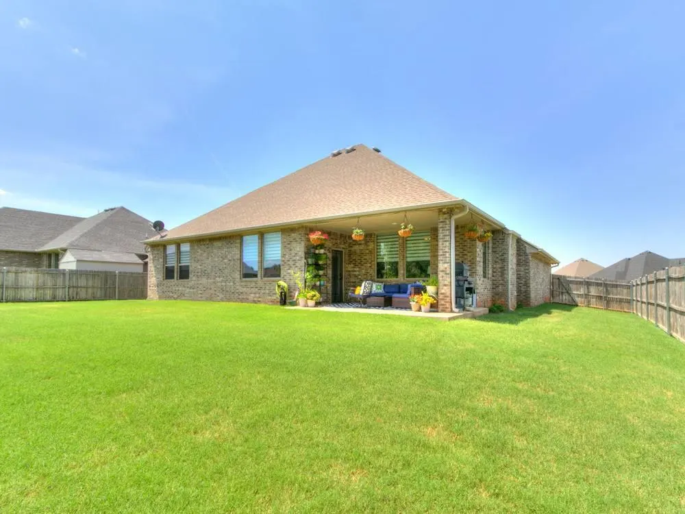 Photo 40 — 3800 Wedgewood Creek Drive, Oklahoma City, OK 73179