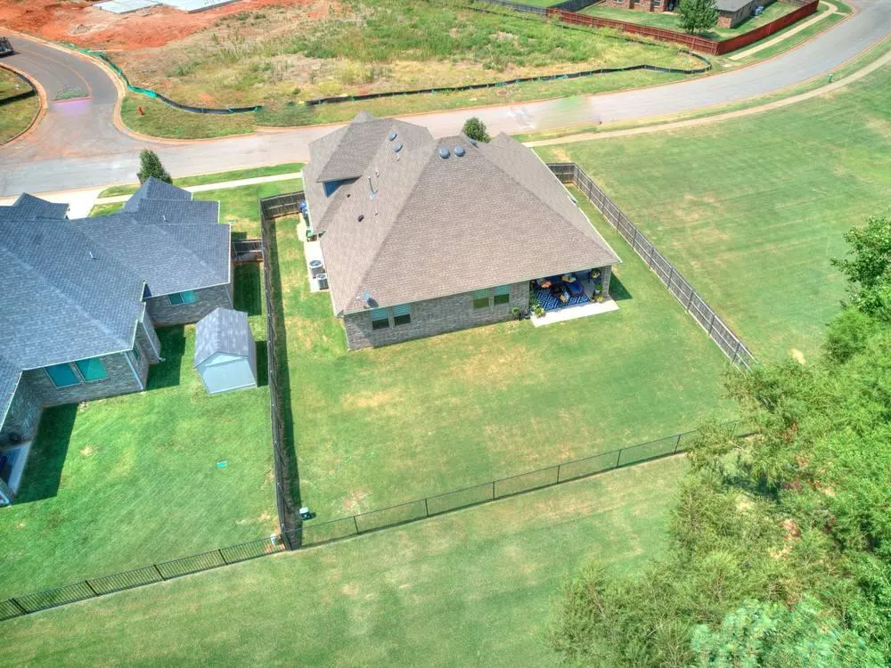 Photo 42 — 3800 Wedgewood Creek Drive, Oklahoma City, OK 73179