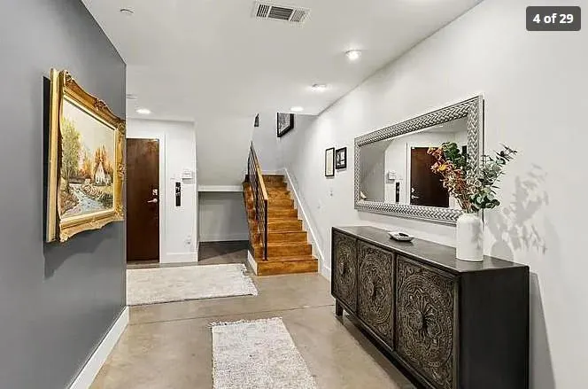Photo 4 — 321 NE 4th Street 32, Oklahoma City, OK 73104