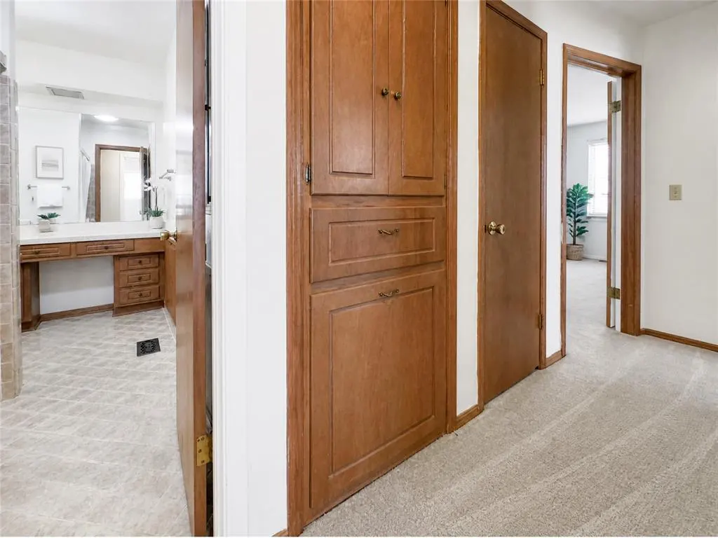 Photo 17 — 7912 Duane Drive, Oklahoma City, OK 73132