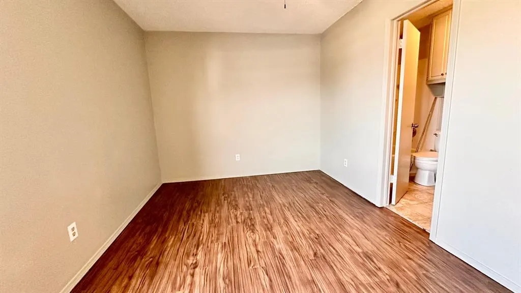 Photo 17 — 6715 Lyrewood Lane, Oklahoma City, OK 73132