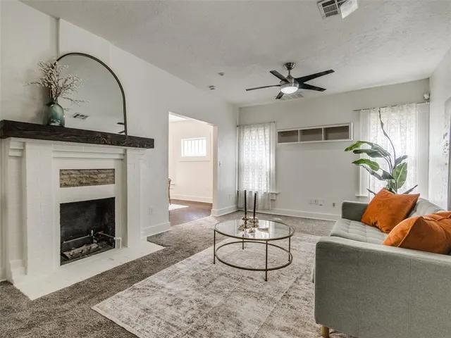 Photo 5 — 812 NW 21st Street, Oklahoma City, OK 73106