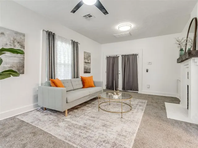 Photo 6 — 812 NW 21st Street, Oklahoma City, OK 73106