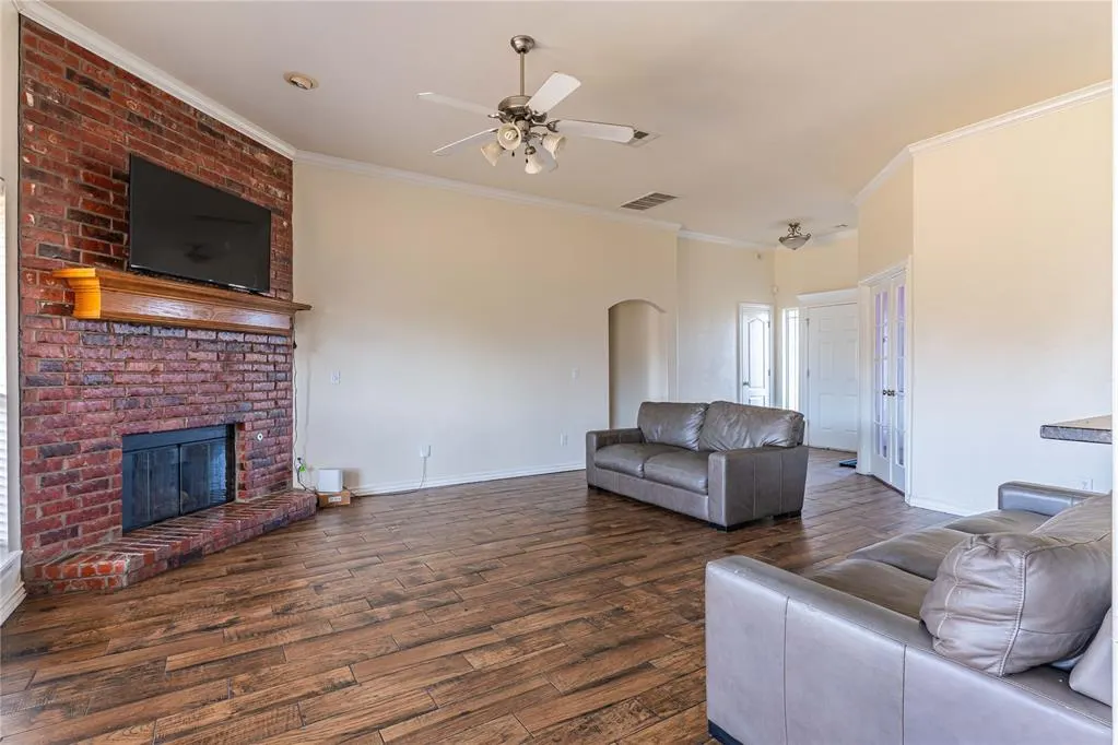 Photo 6 — 10820 NW 37th Street, Yukon, OK 73099