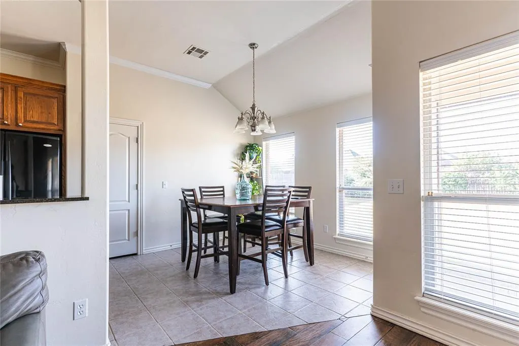 Photo 8 — 10820 NW 37th Street, Yukon, OK 73099