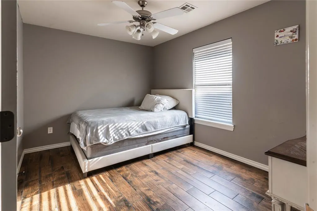 Photo 21 — 10820 NW 37th Street, Yukon, OK 73099