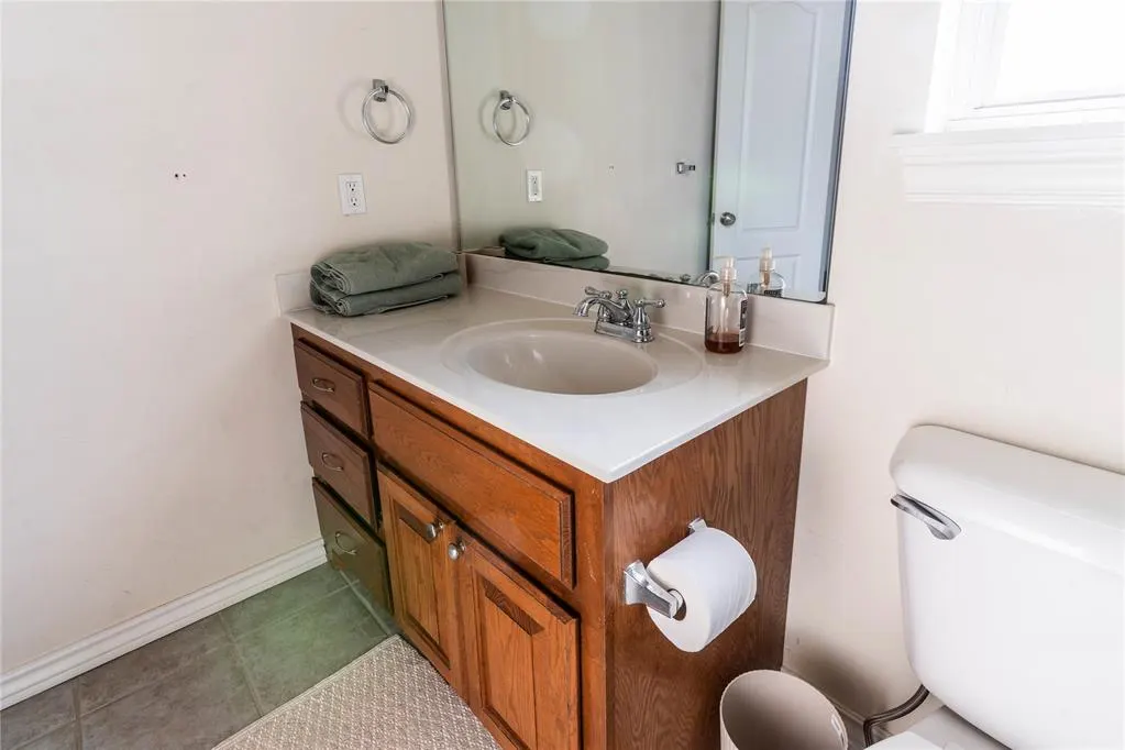 Photo 26 — 10820 NW 37th Street, Yukon, OK 73099