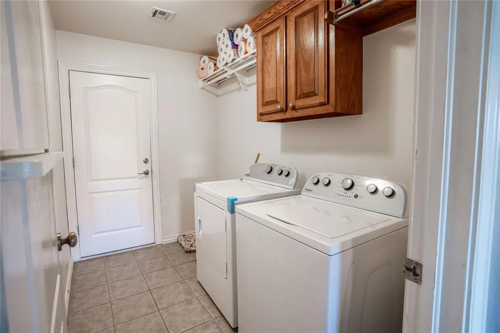 Photo 30 — 10820 NW 37th Street, Yukon, OK 73099