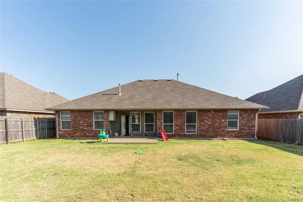 Photo 35 — 10820 NW 37th Street, Yukon, OK 73099