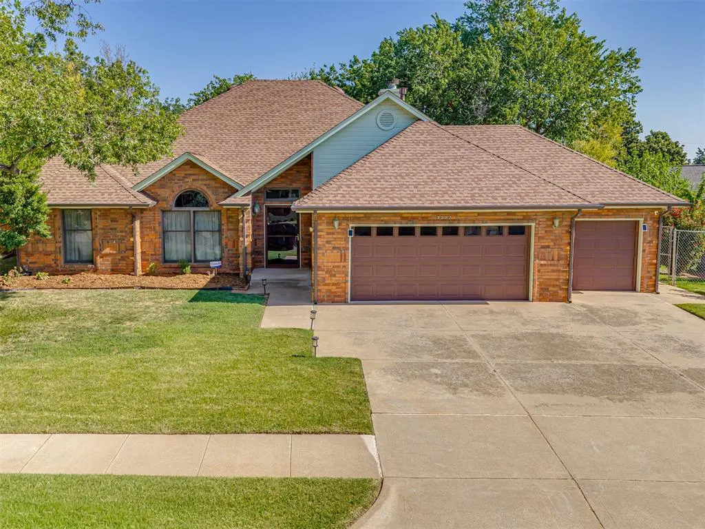 Front exterior — 3203 Center Street, Oklahoma City, OK 73120