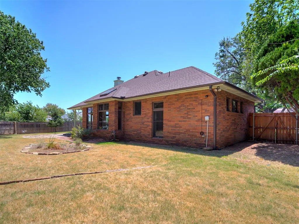 Photo 41 — 3203 Center Street, Oklahoma City, OK 73120