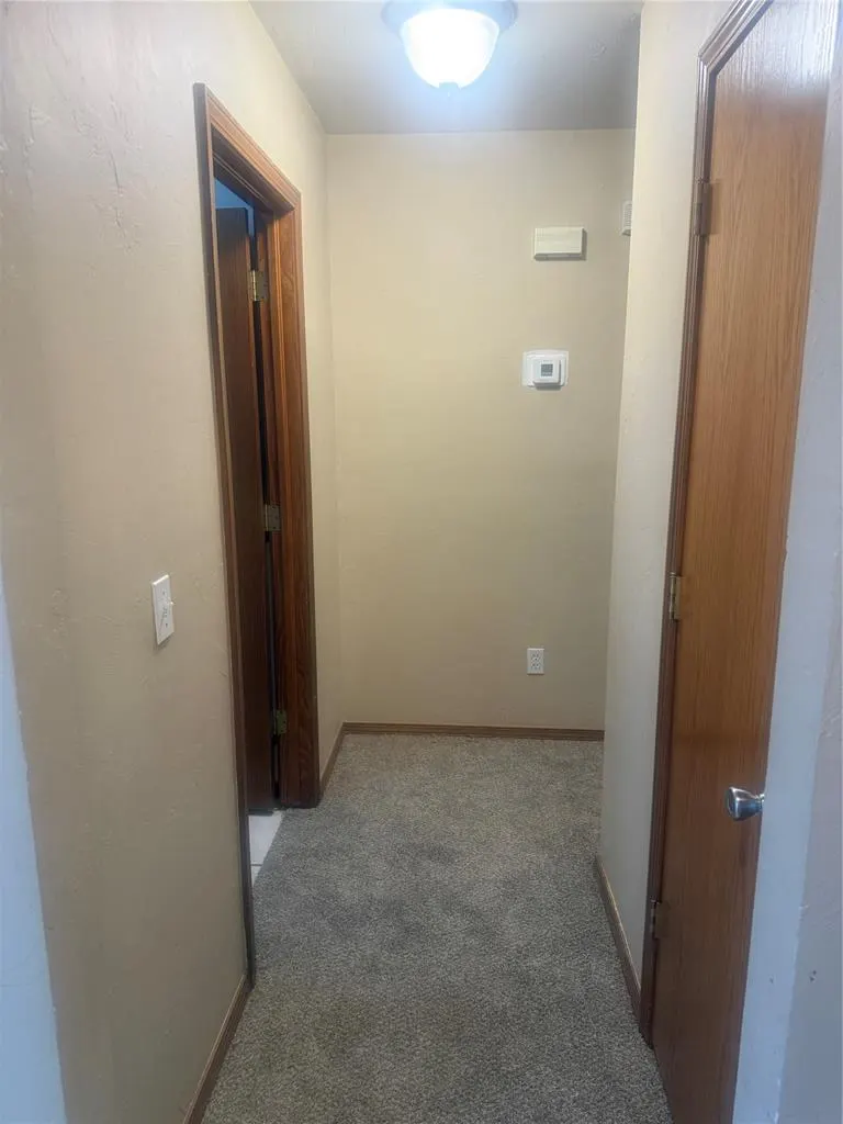 Photo 11 — 12513 SW 14th Street, Yukon, OK 73099