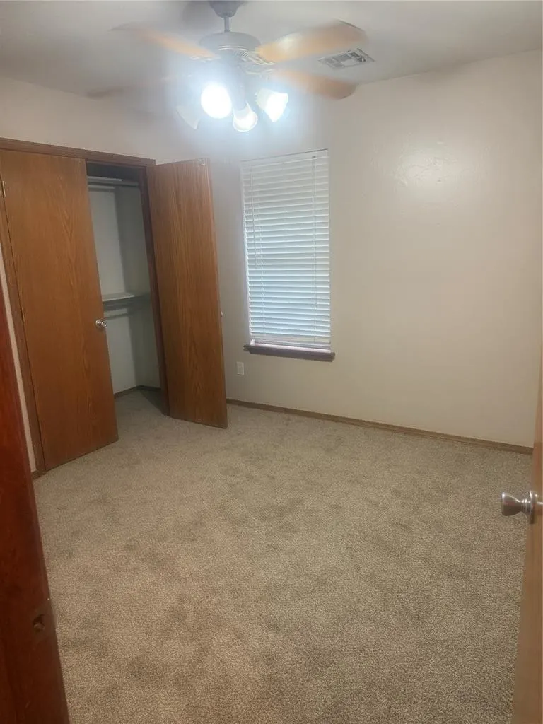 Photo 14 — 12513 SW 14th Street, Yukon, OK 73099
