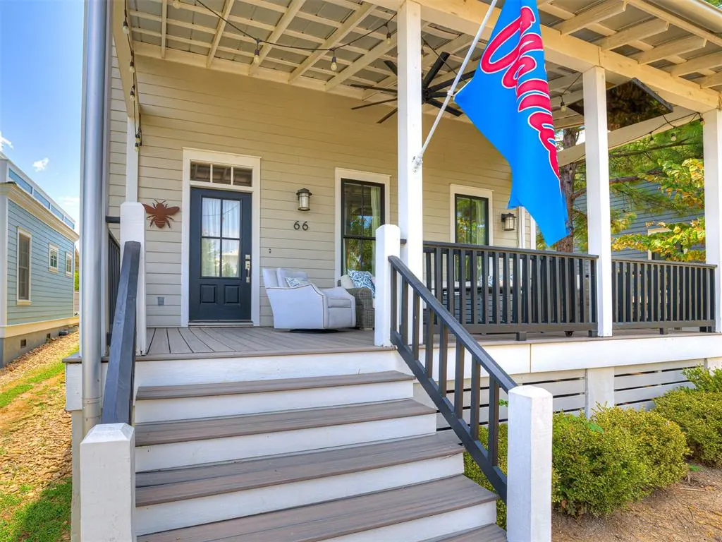 Photo 4 — 66 Boardwalk Avenue, Carlton Landing, OK 74432