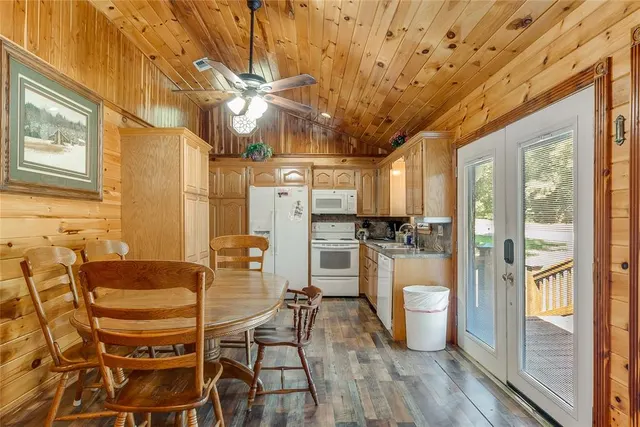 Photo 7 — 20 Woodland Circle, Broken Bow, OK 74728