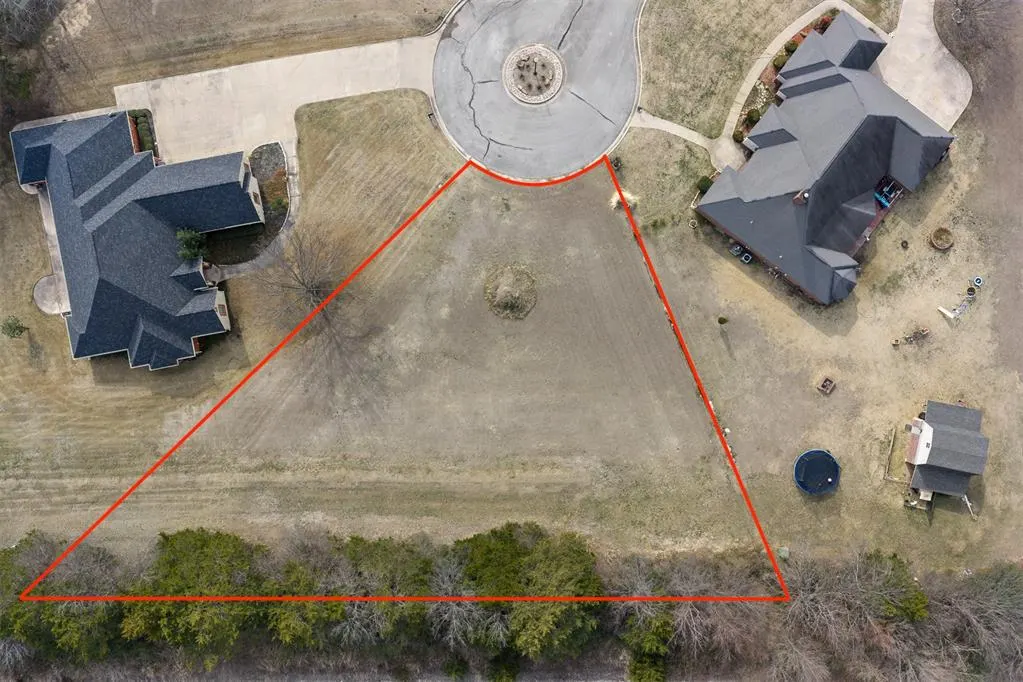 Photo 2 — 2205 Torrey Pines, Ardmore, OK 73401