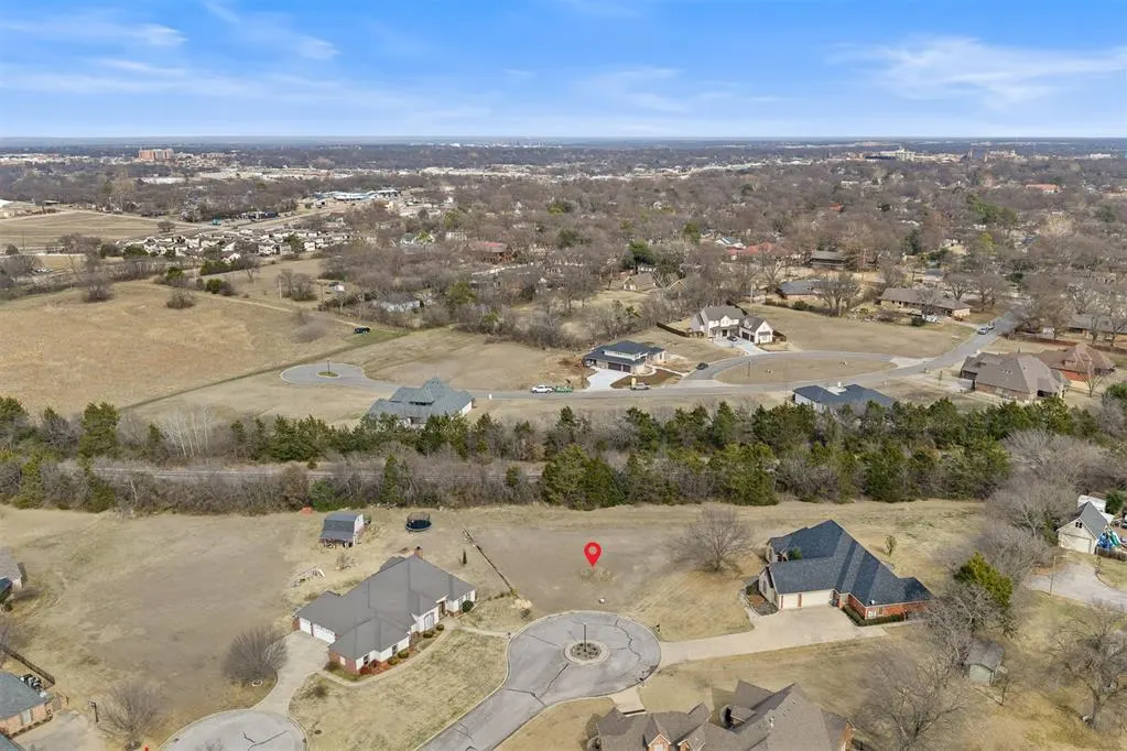 Photo 3 — 2205 Torrey Pines, Ardmore, OK 73401