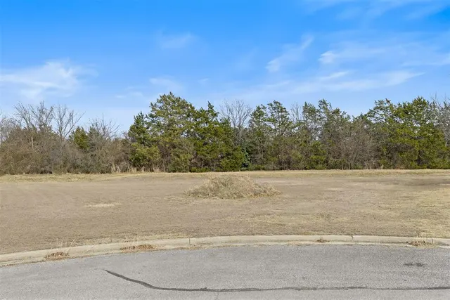 Photo 7 — 2205 Torrey Pines, Ardmore, OK 73401