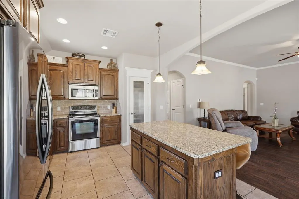 Photo 11 — 2430 County Road 1328, Blanchard, OK 73010