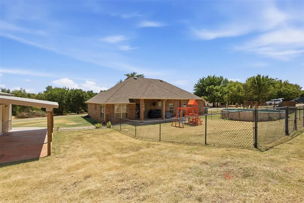 Photo 33 — 2430 County Road 1328, Blanchard, OK 73010