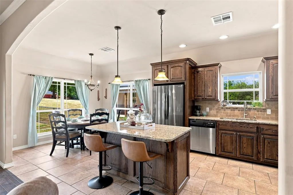 Photo 12 — 2430 County Road 1328, Blanchard, OK 73010