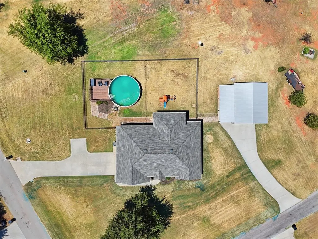 Photo 35 — 2430 County Road 1328, Blanchard, OK 73010
