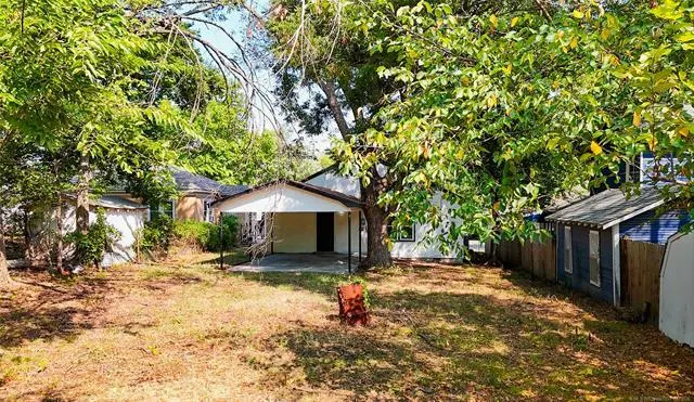 Photo 39 — 609 N Oak Street, Holdenville, OK 74848