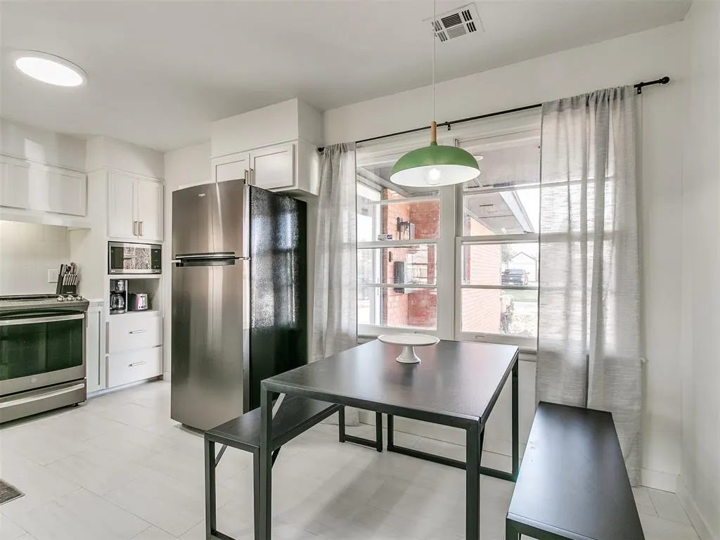 Photo 13 — 2657 Lakeside Drive, Oklahoma City, OK 73120