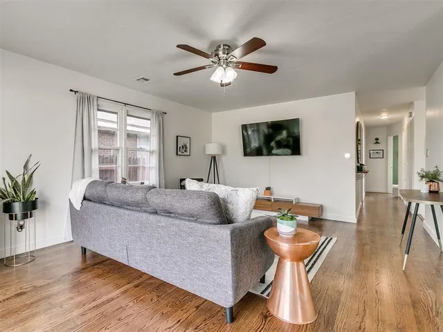 Photo 7 — 2657 Lakeside Drive, Oklahoma City, OK 73120