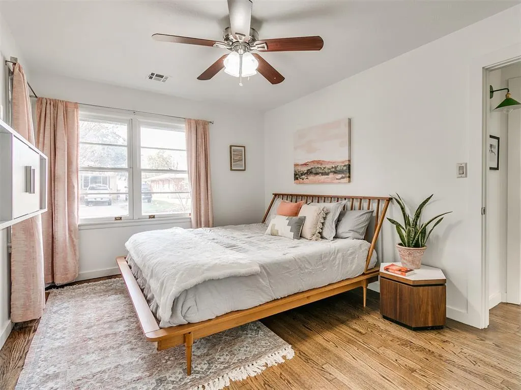 Photo 4 — 2657 Lakeside Drive, Oklahoma City, OK 73120
