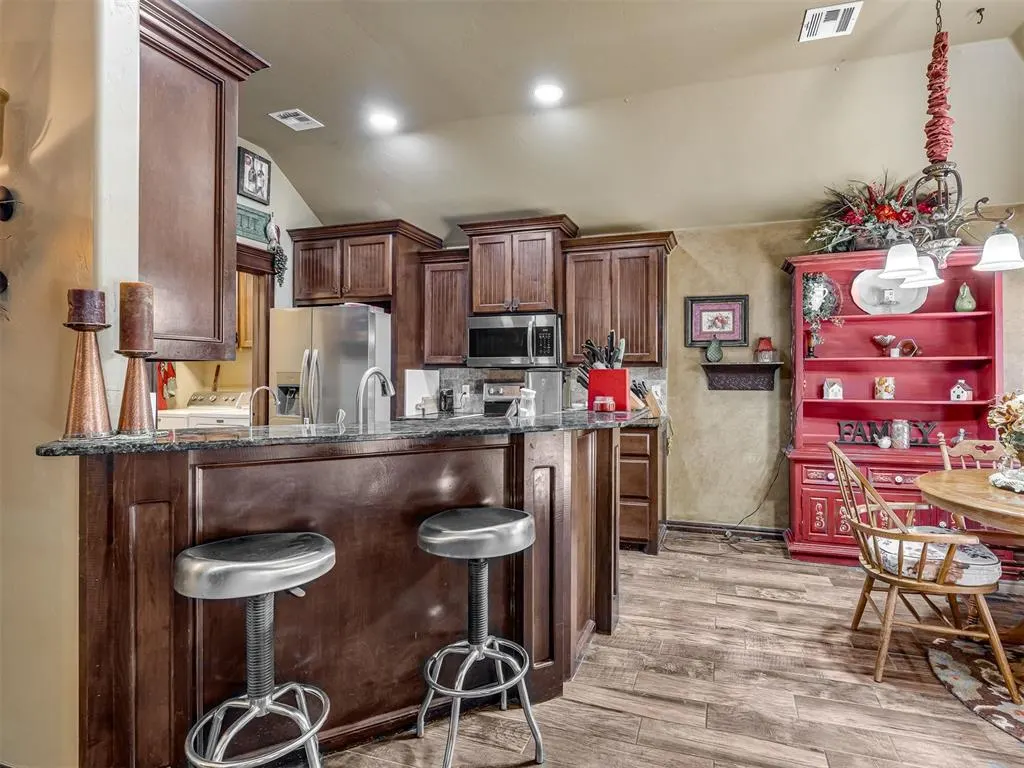 Photo 9 — 923 County Street 2935, Tuttle, OK 73089