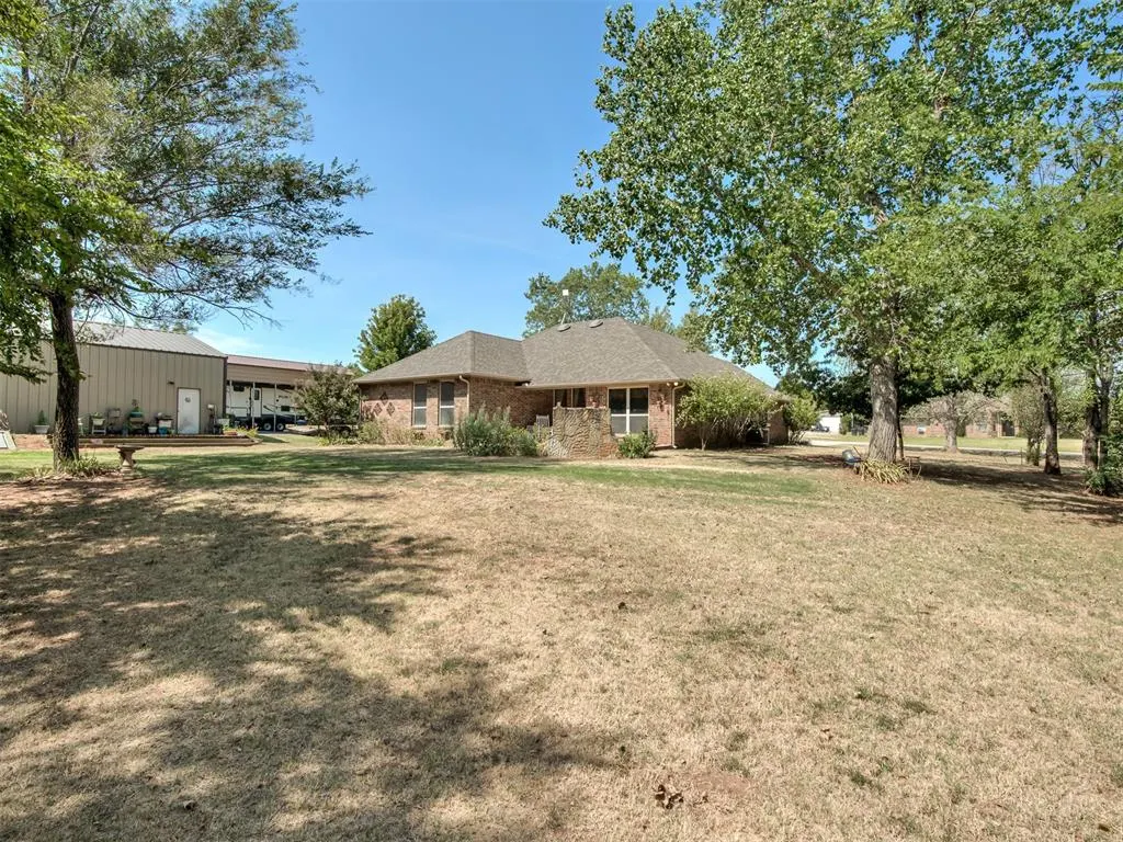 Photo 43 — 923 County Street 2935, Tuttle, OK 73089