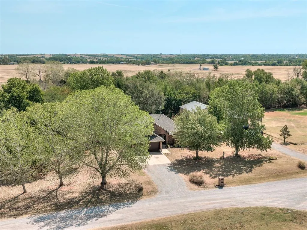 Photo 47 — 923 County Street 2935, Tuttle, OK 73089