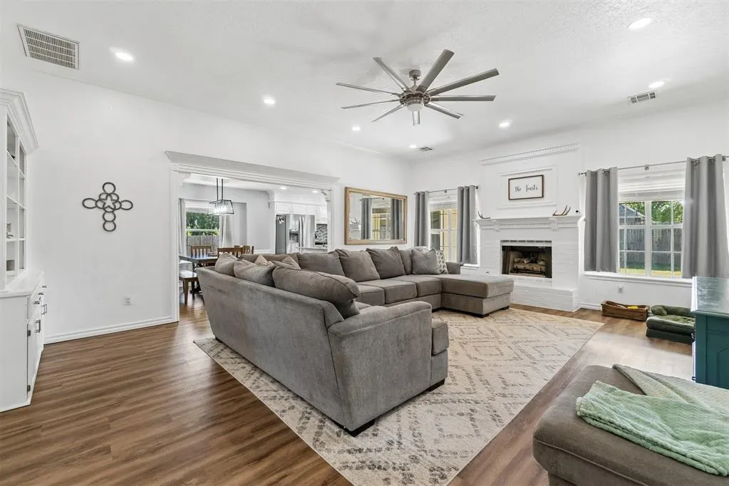 Photo 4 — 907 Ruby Lane, Oklahoma City, OK 73130