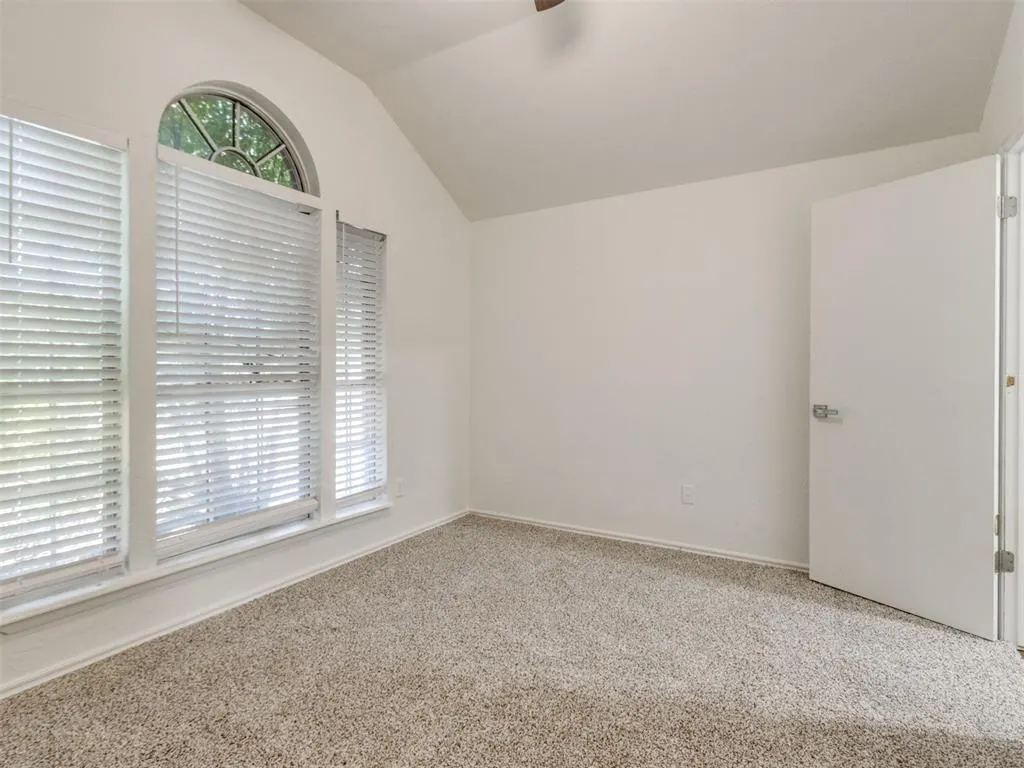 Photo 13 — 3413 Shona Way, Norman, OK 73069