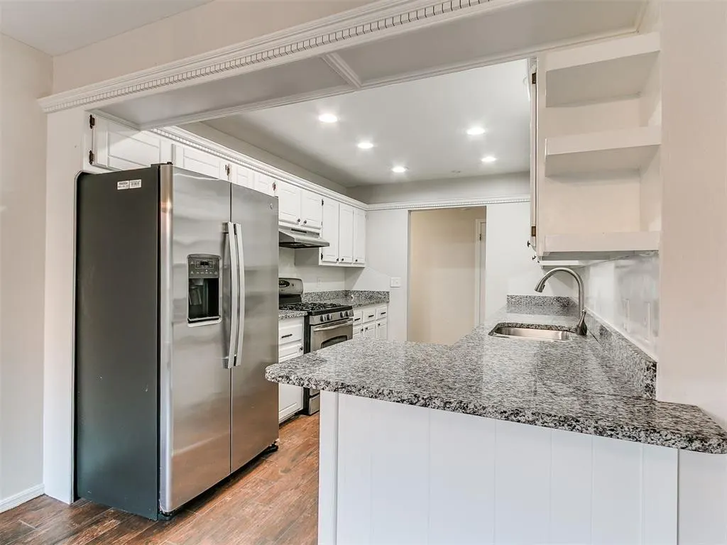 Photo 14 — 8208 N Crestline Court, Oklahoma City, OK 73132