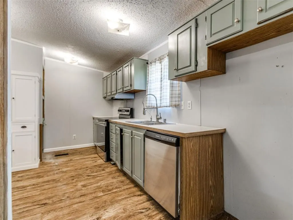 Photo 9 — 14000 Shannon Kay Drive, Newalla, OK 74857