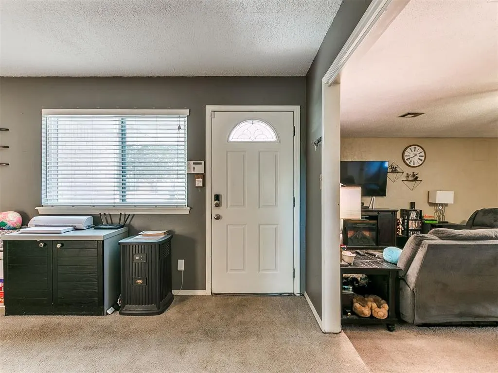 Photo 14 — 2125 Allenhurst Street, Norman, OK 73071