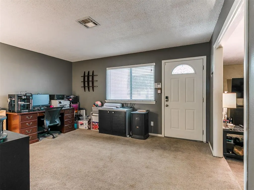 Photo 10 — 2125 Allenhurst Street, Norman, OK 73071